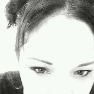 Meet your Posher, Felicia